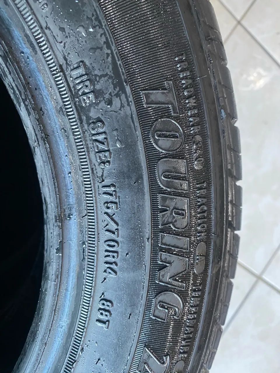 Pneu Goodyear 175 70/14 - Foto 3