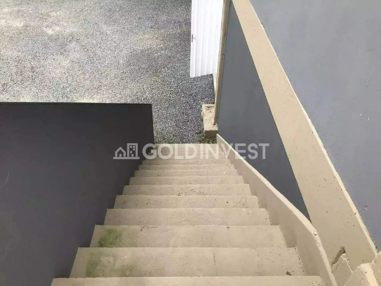 Sala comercial com 450m² no bairro Guarani!!! - Foto 2