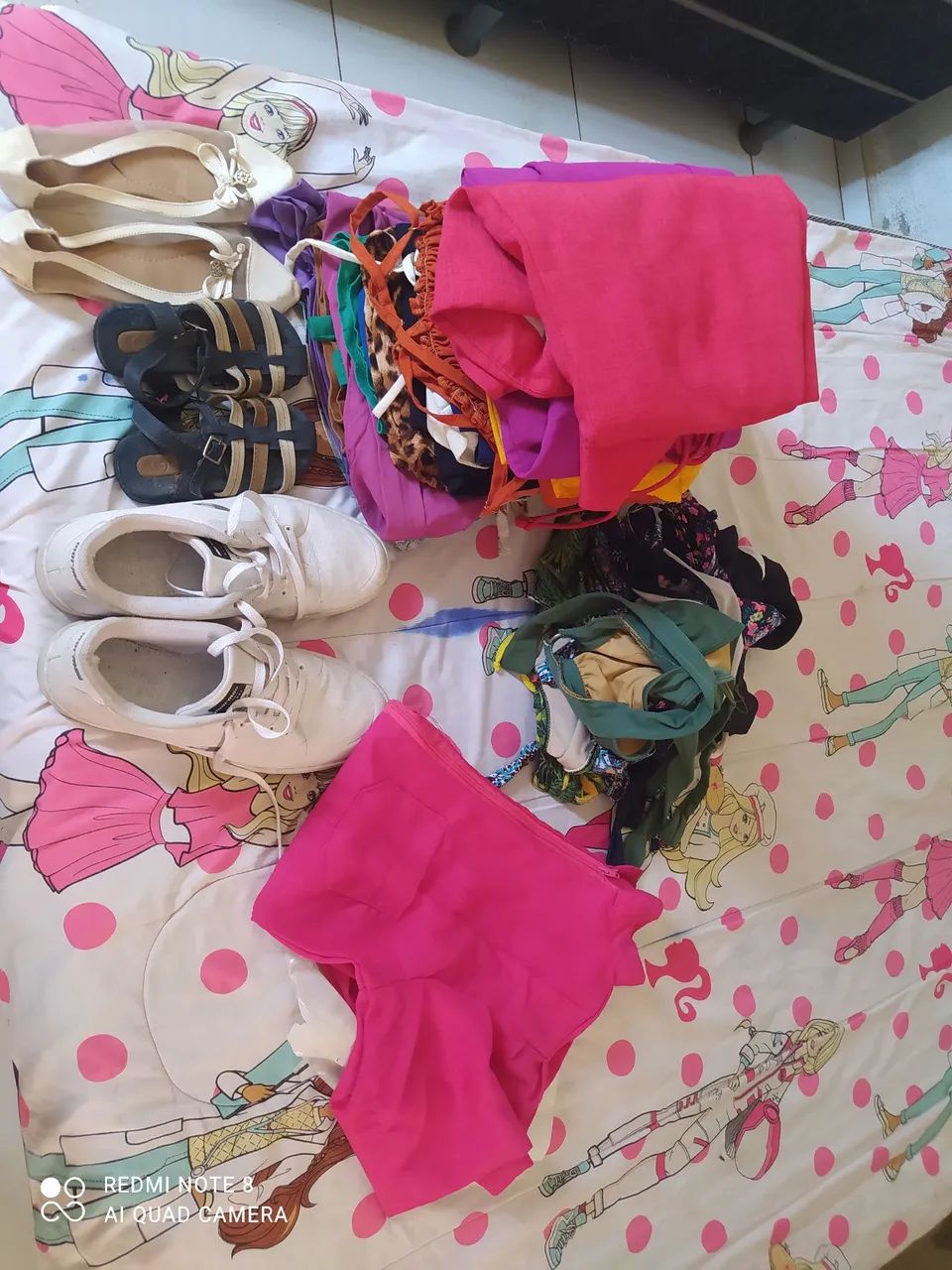 Lote de roupas para bazar  - Foto 2