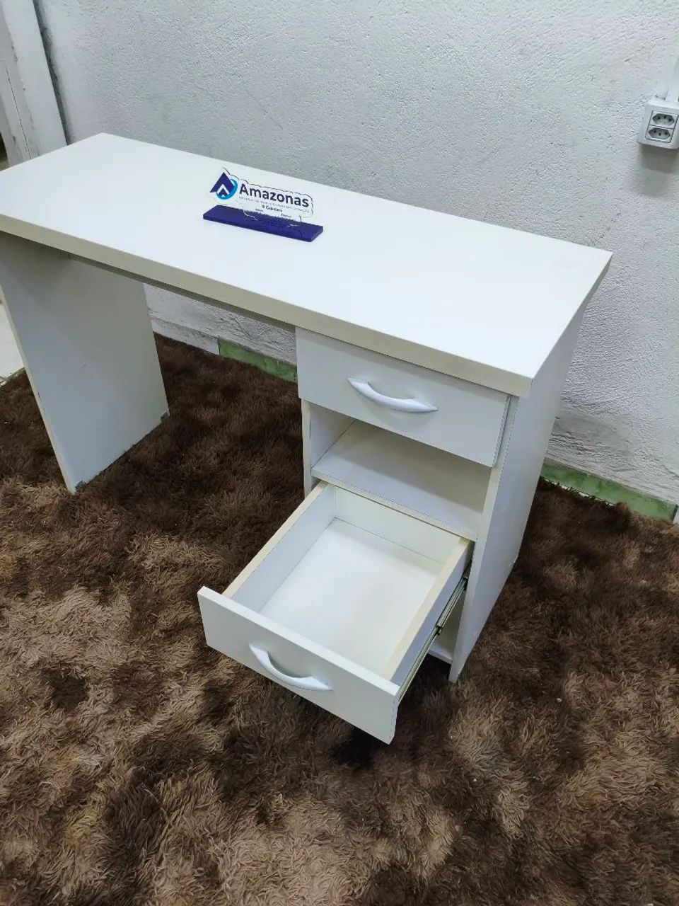 Mesa Reta Branca - Usada  - Foto 3