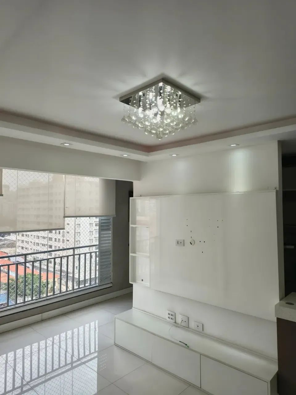 2 dorm. Com 2 suites e lavabo com 2 vagas - Foto 2