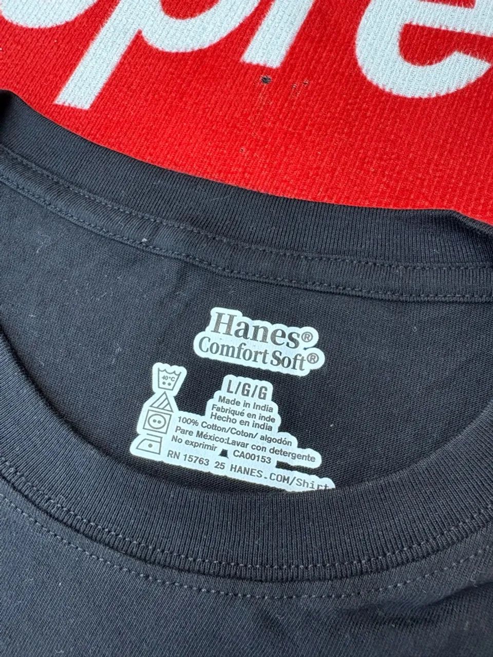 Camiseta básica supreme hanes  - Foto 2