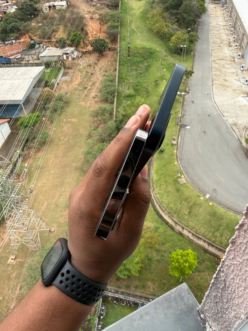iPhone 13 é iPhone 12 Pro  - Foto 3