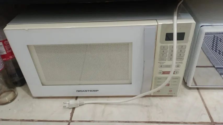 microondas grande funcionando perfeitamente 127 w 