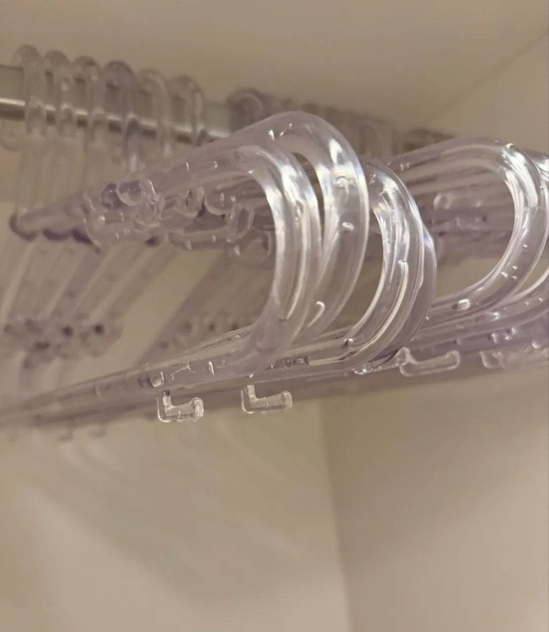 Cabides Transparentes 