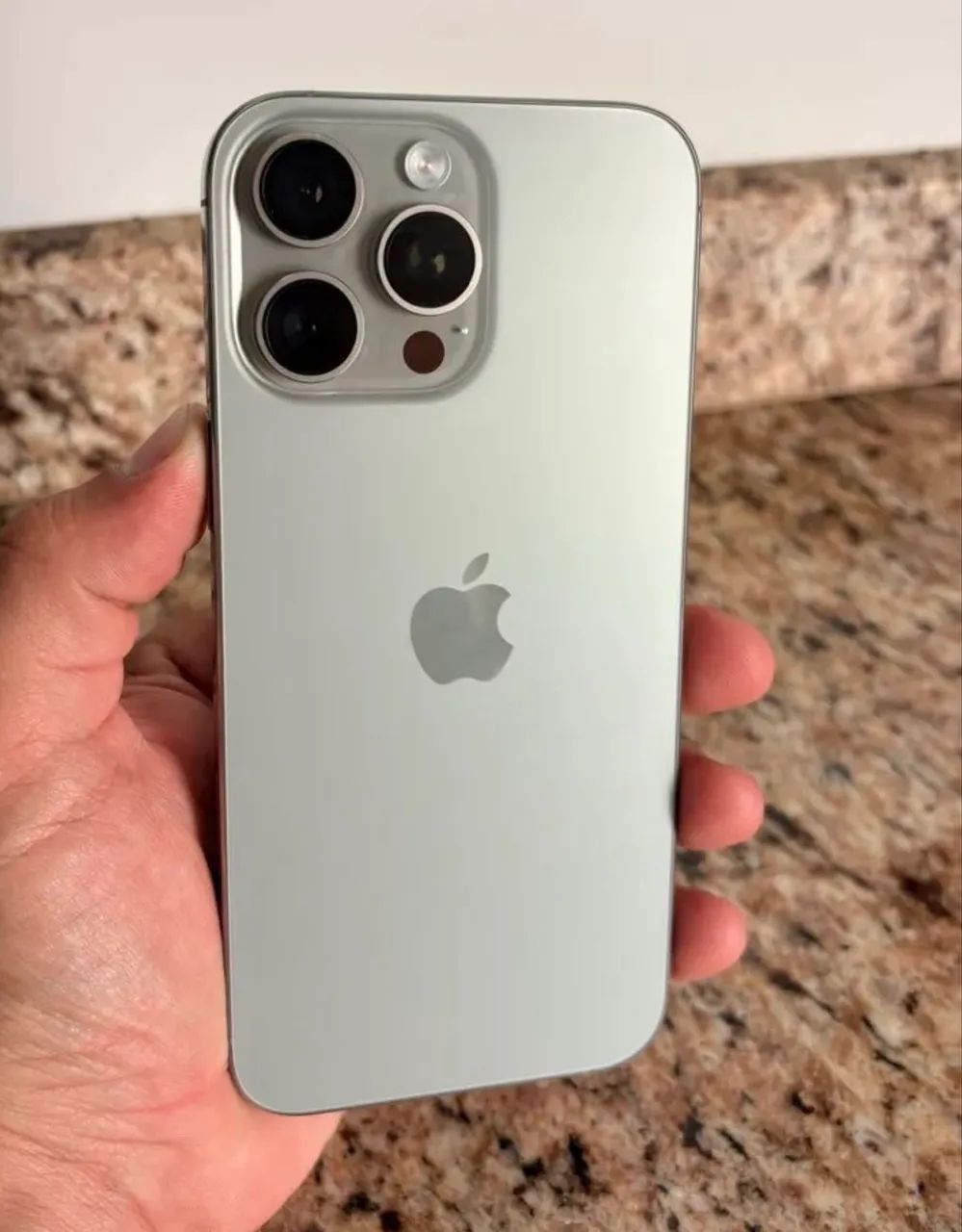 iPhone 16 pro max 256 GB - Foto 3
