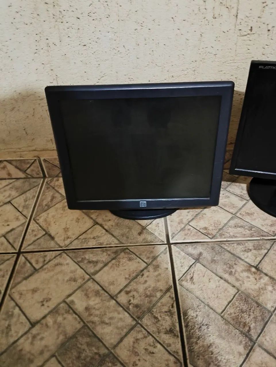2 monitores para CPU, um deles e Touch screen - Foto 2