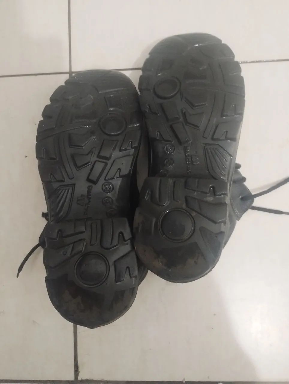 Bota com cadarço  - Foto 2