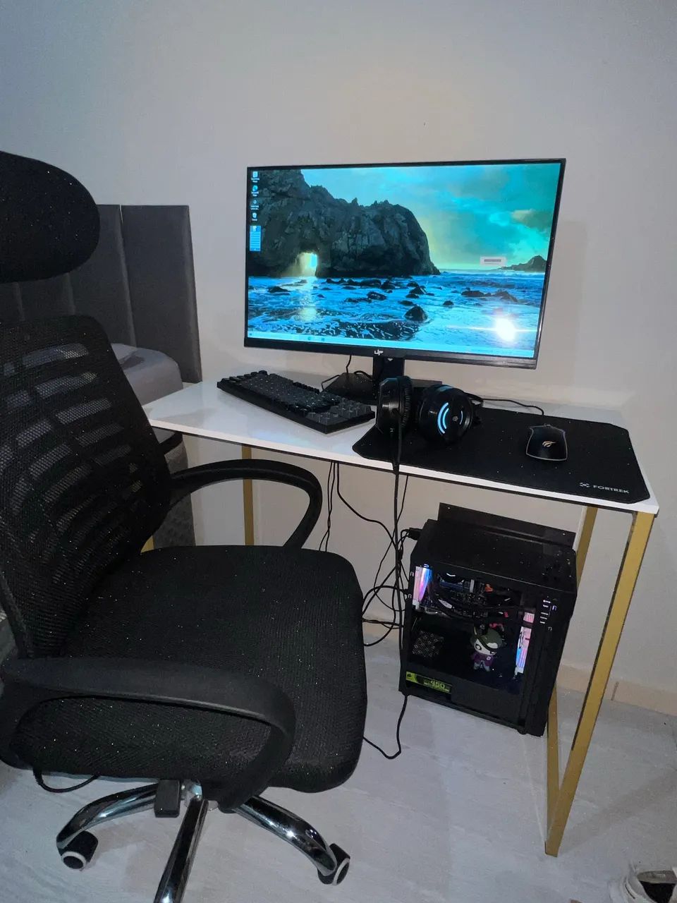Vendo pc completo mesa e cadeira  - Foto 4
