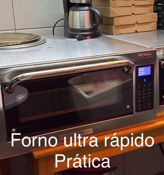 Vende se forno