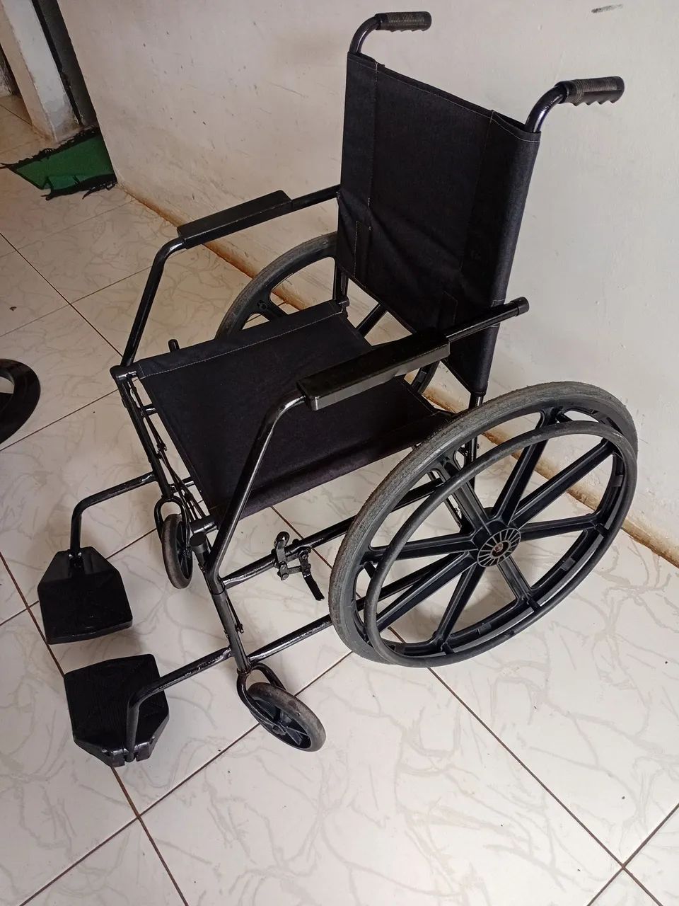 Cadeira de rodas  - Foto 3