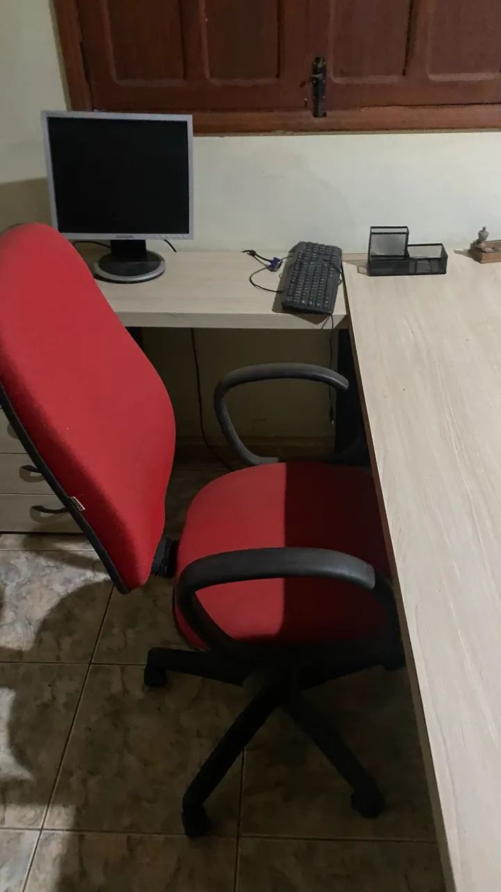 Vendo mesa para escritório  - Foto 4