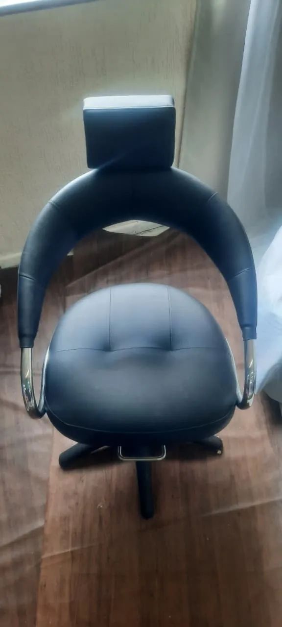Cadeira de Maquiagem Cabeleireiro massagem   - Foto 3