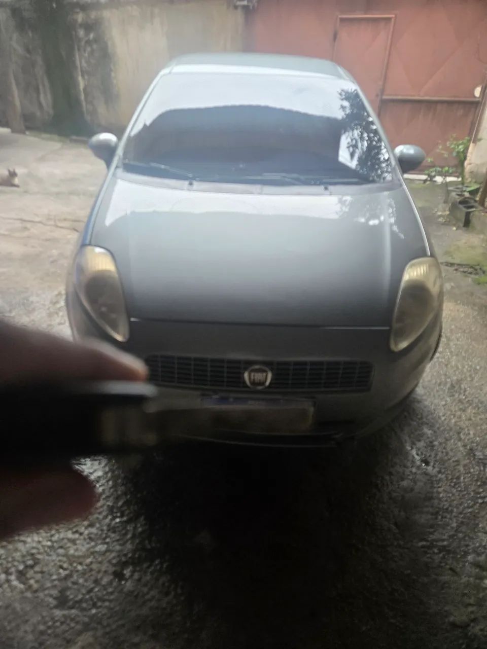 Fiat Punto ESSENCE 1.6 DUALOGIC FLEX 2011
