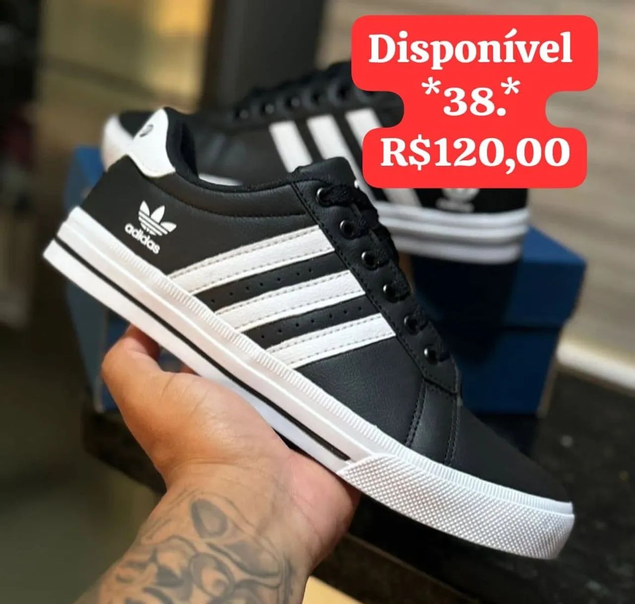 Tênis Adidas 
