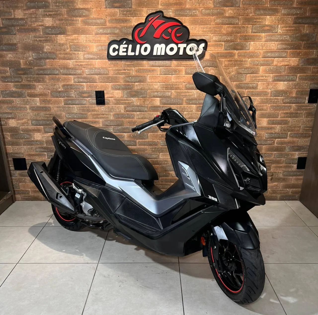 DAFRA CRUISYM 300 2024 - Foto 2