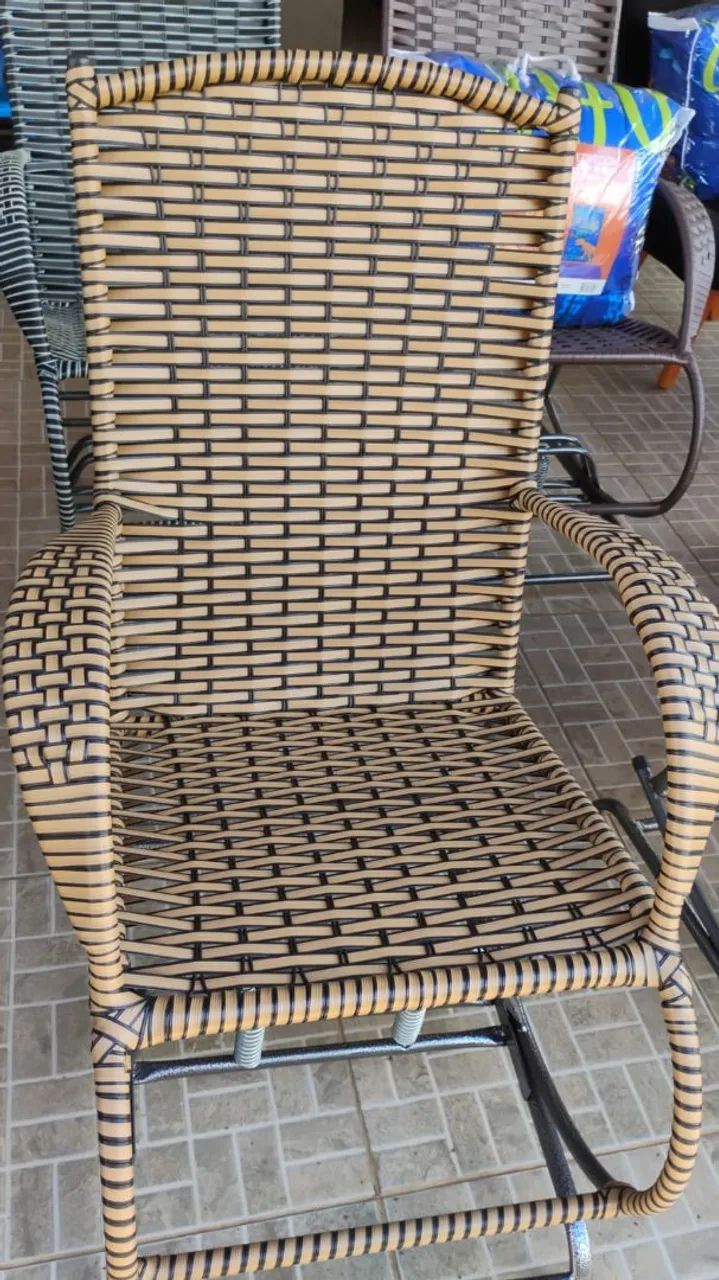 Cadeira de balanço 4 molas novas a pronta entrega  - Foto 3