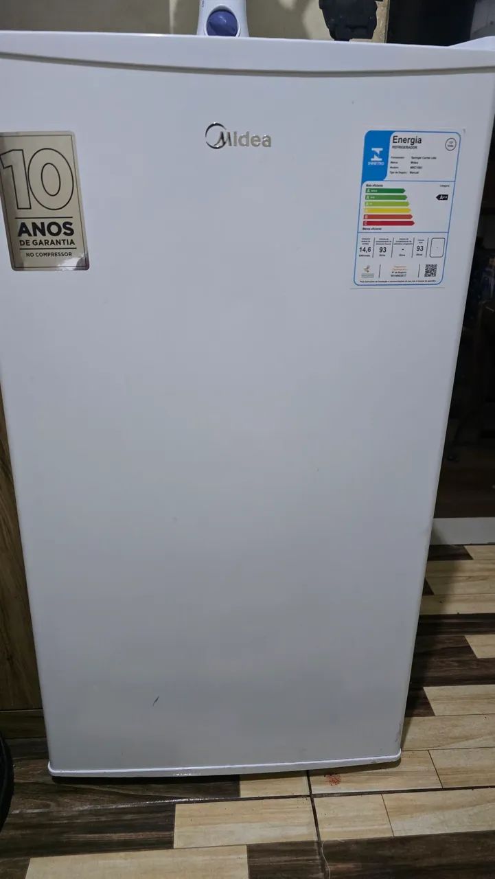 Frigobar  único dono 1 ano de uso 