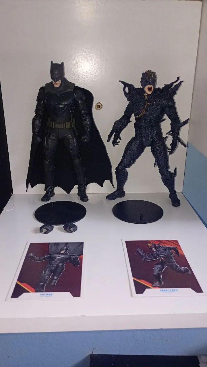 MCFARLENE TOYS BATMAN E DARK FLASH