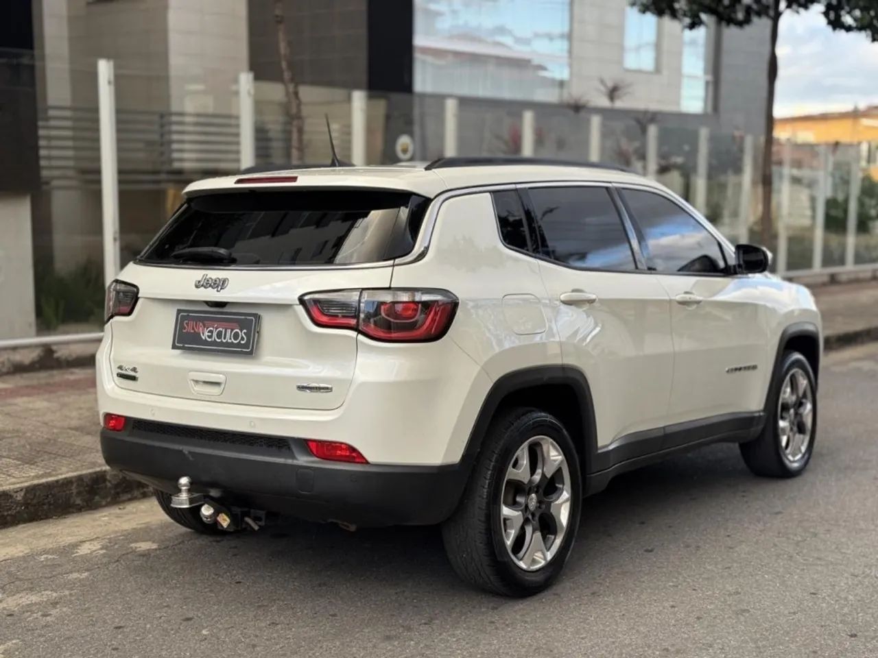 Jeep Compass Longitude 2.0 4X2 Flex 16V Aut. 2020 - Foto 4