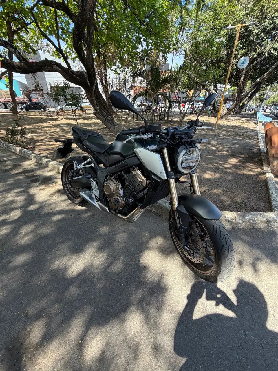 Honda CB 650R - Foto 2
