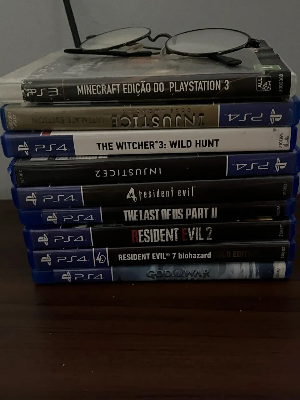 Vendo play 4 com controles e jogos - Foto 3