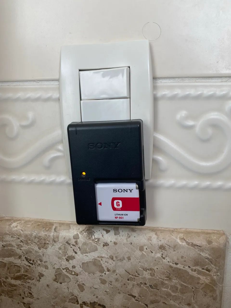 Carregador de bateria (câmera Sony) - Foto 3