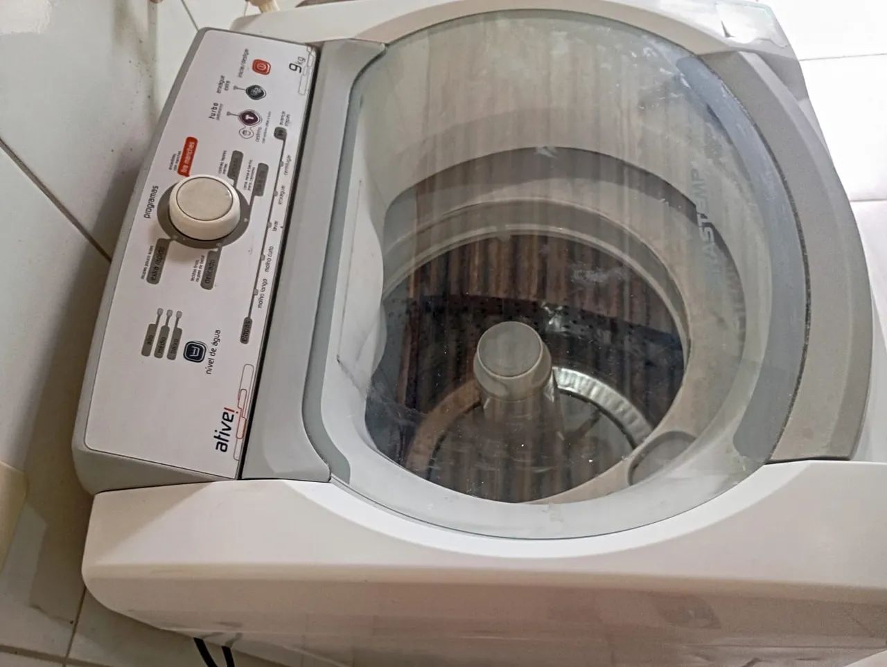Máquina de lavar roupas 