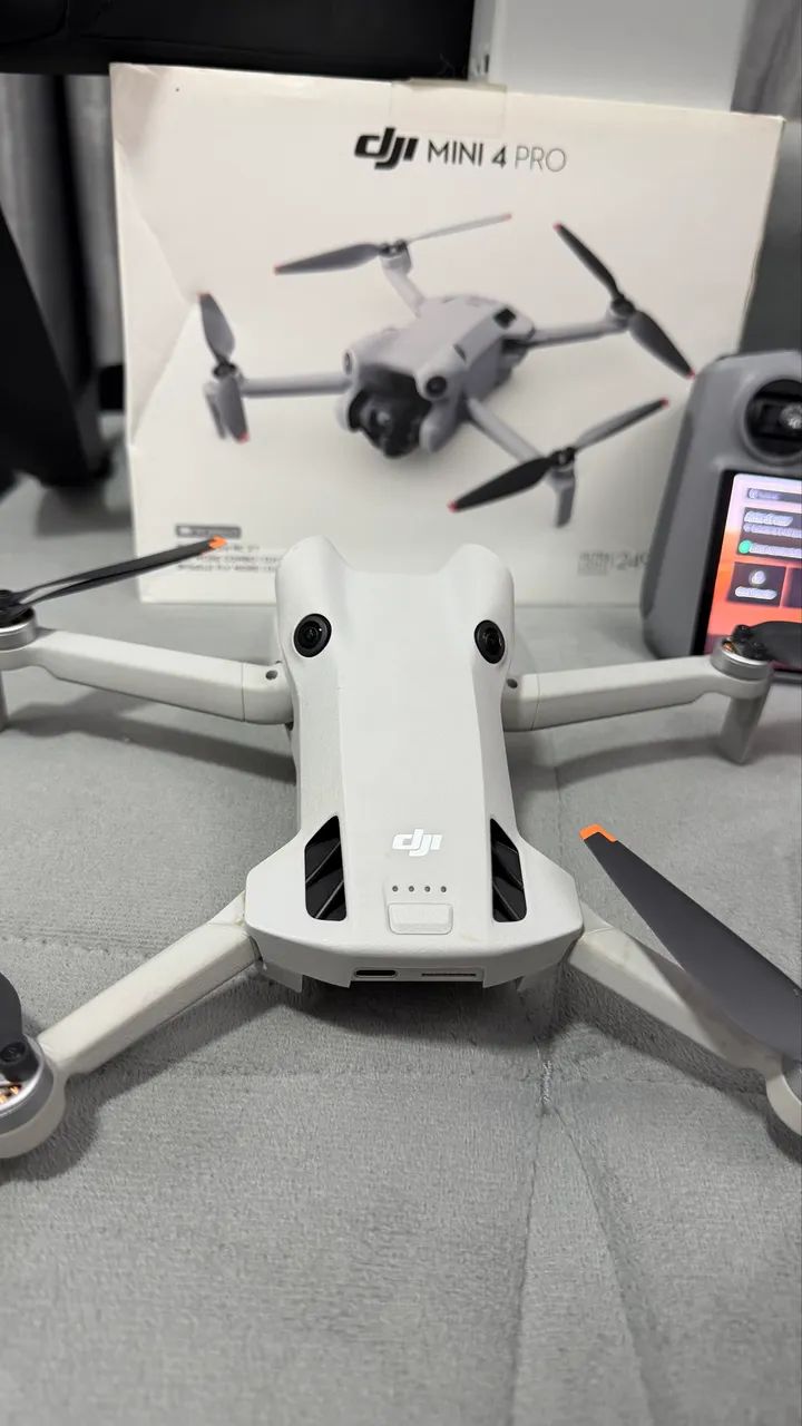 DJI MINI 4 PRO - COMPLETO + 3 BATERIAS (IMPECÁVEL) 