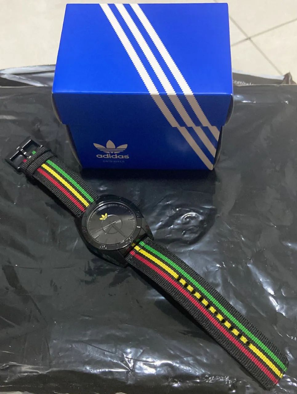 Relógio Adidas nas Cores do Reggae - Foto 4