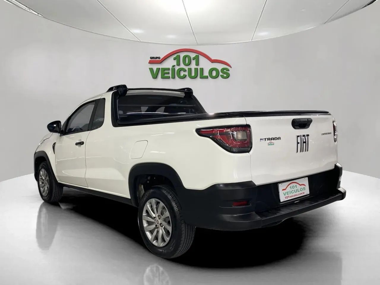 Fiat Strada Endurance 1.4 Flex 8V CS Plus 2023 - Foto 4