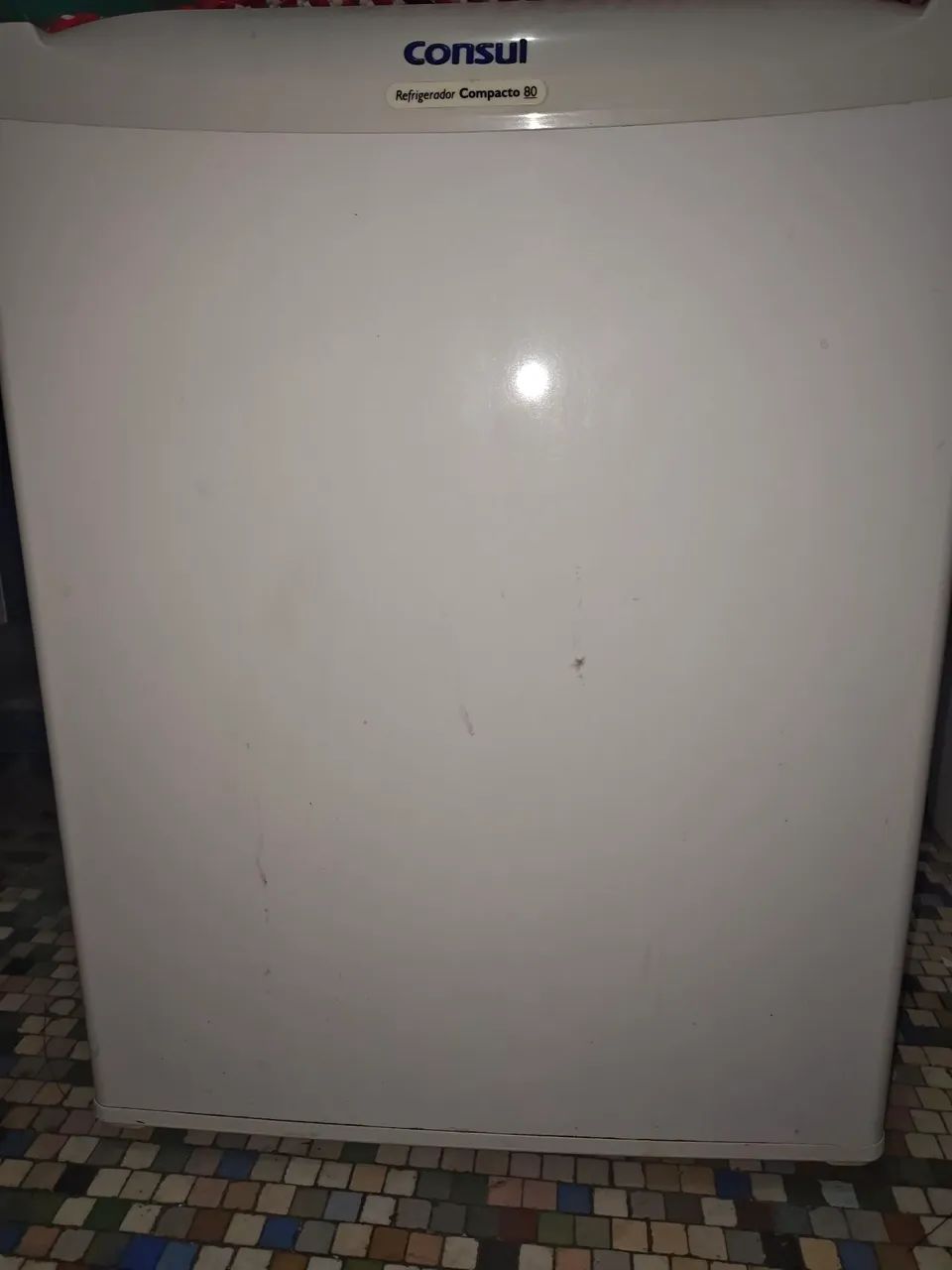 Frigobar Consul Branco 80 Litros