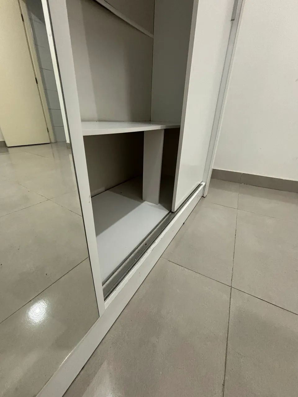 GUARDA-ROUPA DE CASAL À VENDA - Foto 5