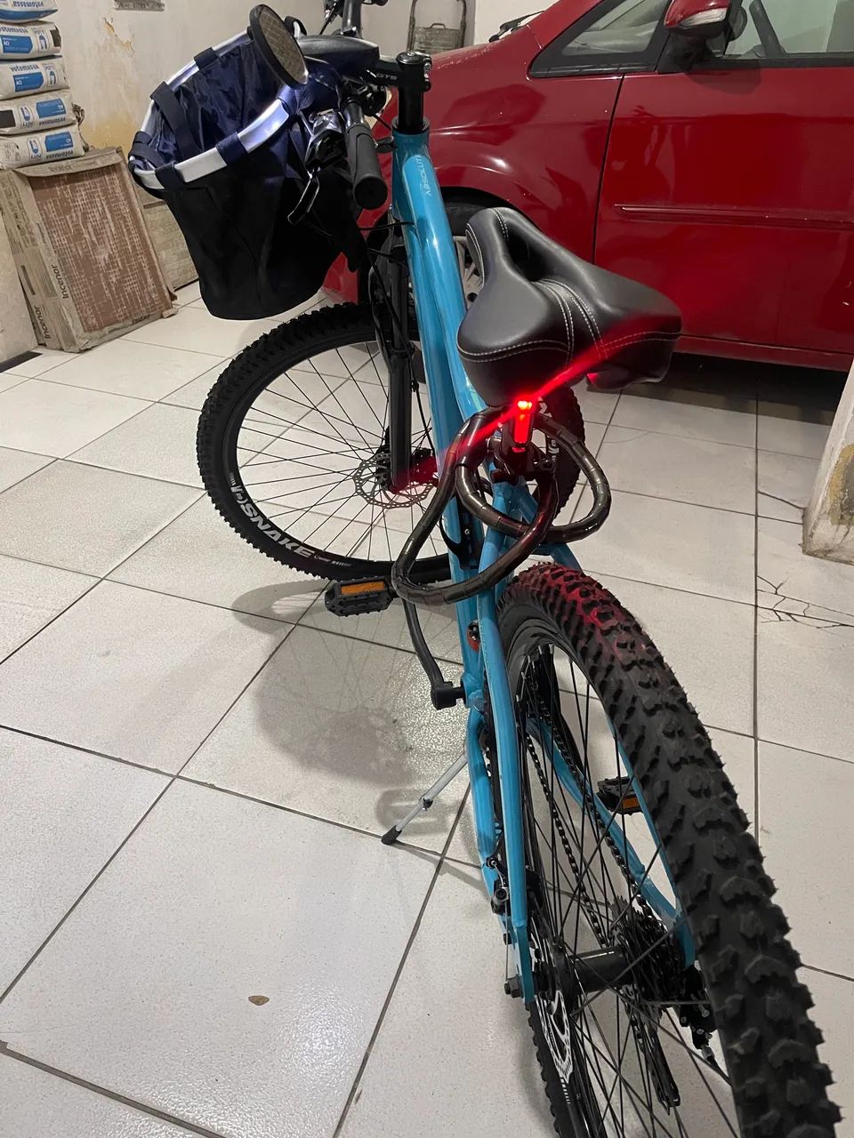 VENDO BICICLETA NOVA ARO 29 ABSOLUTE - AZUL - Foto 5
