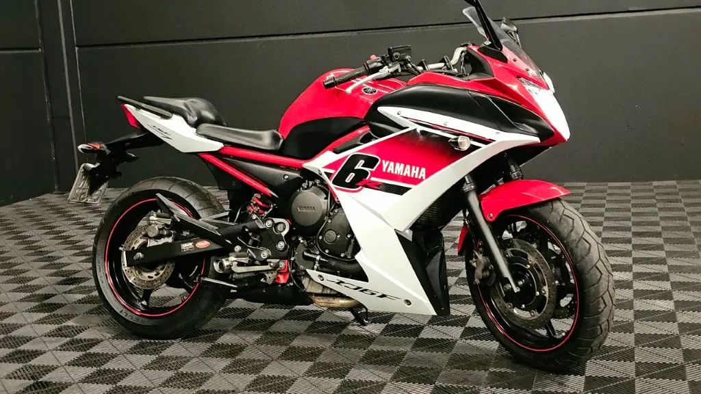 XJ6 F 2015 Vermelha - Foto 3