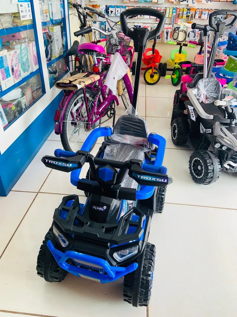 VENDE-SE CARRINHO PARA PASSEIO VIA BLUETOOTH MÚSICAL COM GUIADO  - Foto 5