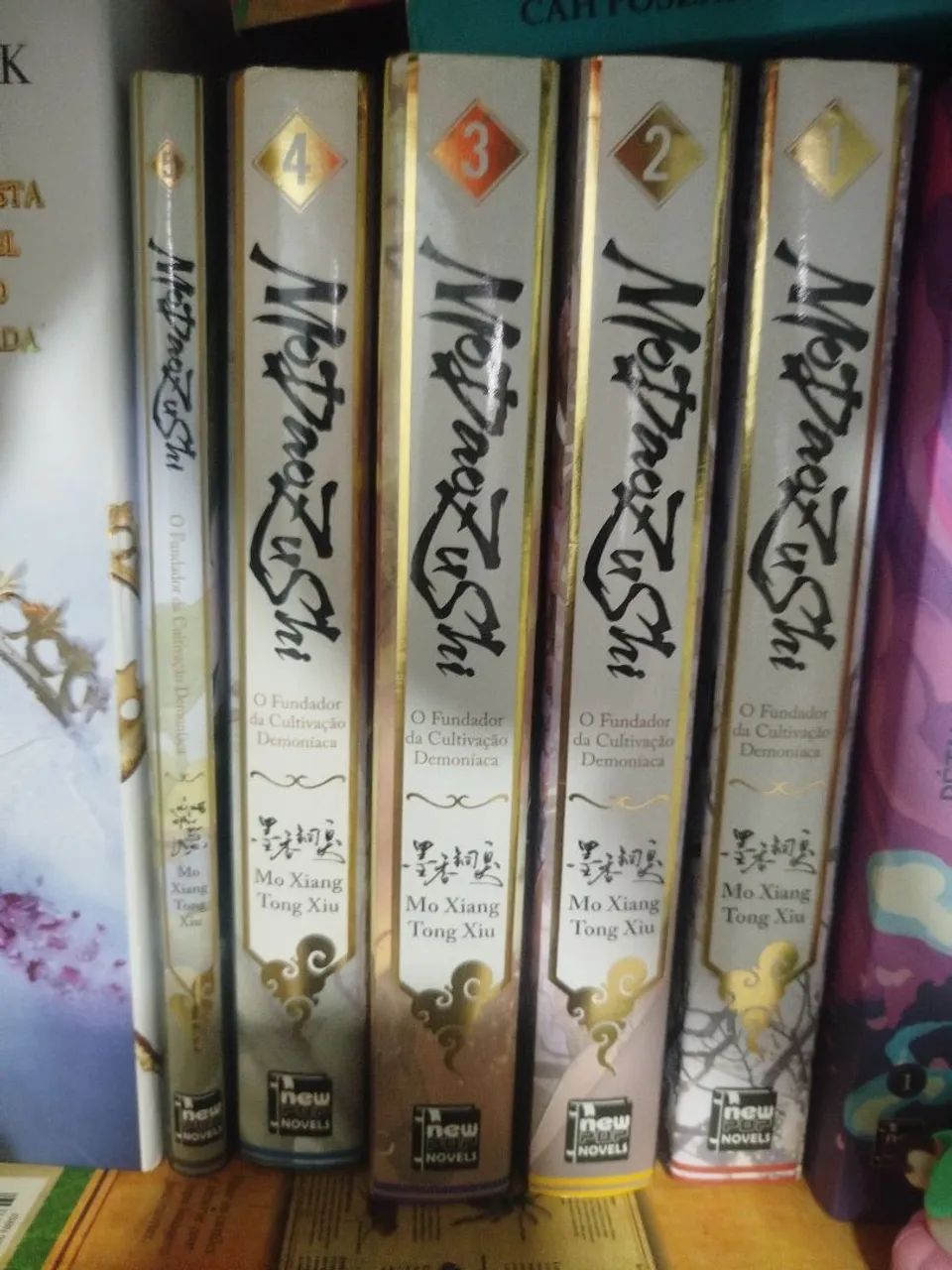 CNBLUE LIVE MAGAZINE 8冊セット Vendo coleção de livros, Mo Dao Zu Shi - Livros e revistas