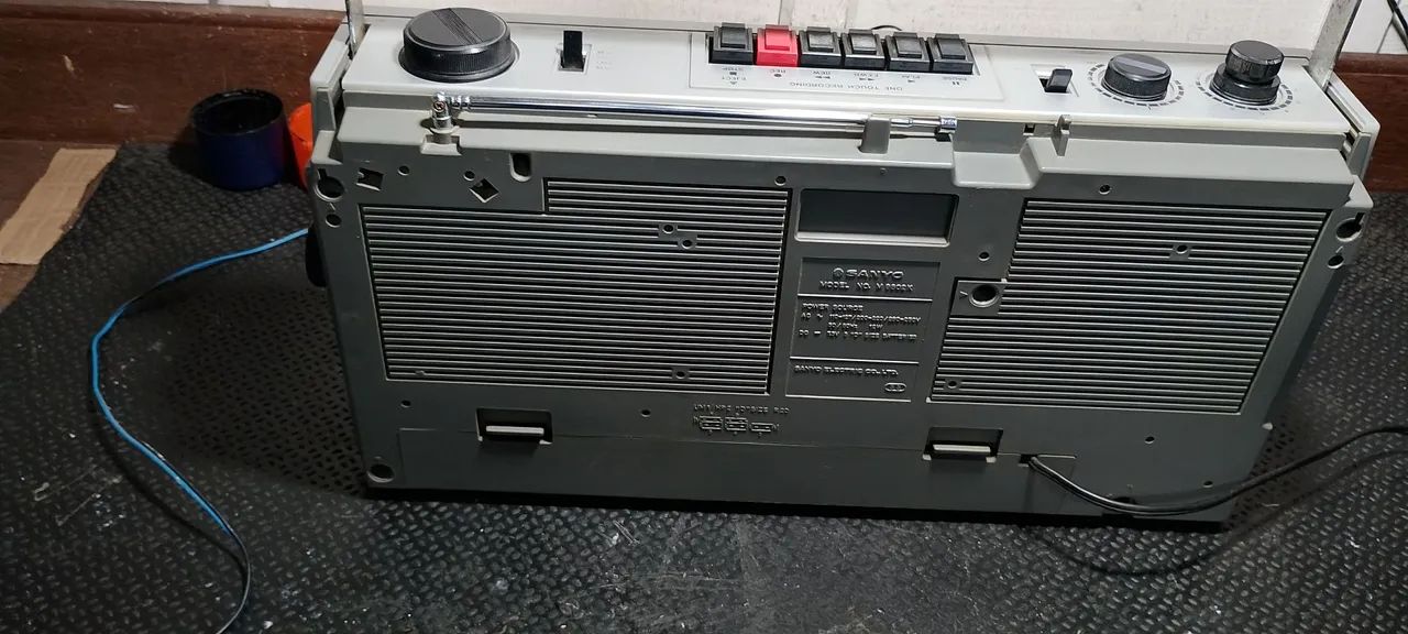 Rádio sanyo - Foto 2