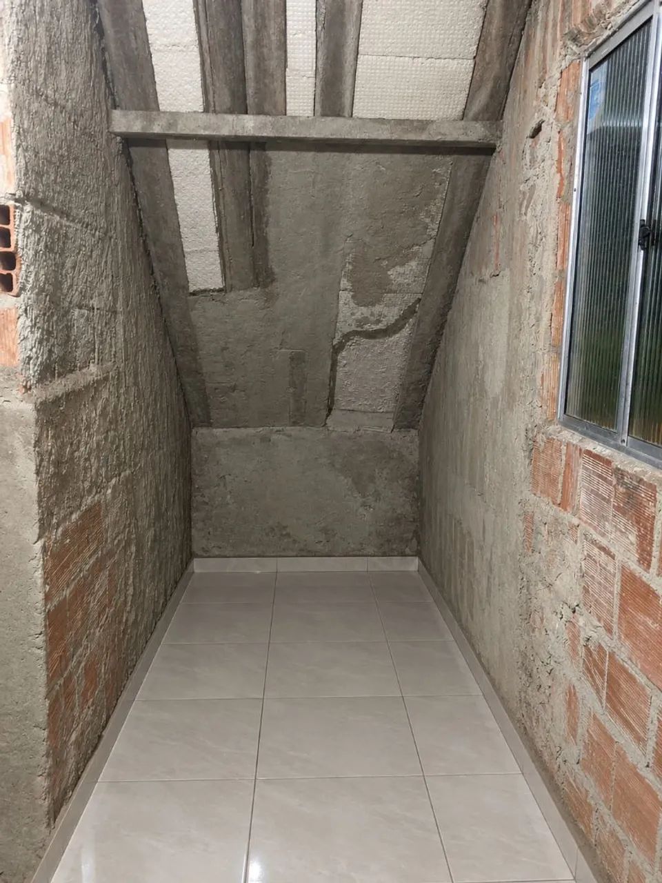 Vendo 2 casas térreo e primeiro andar  - Foto 2