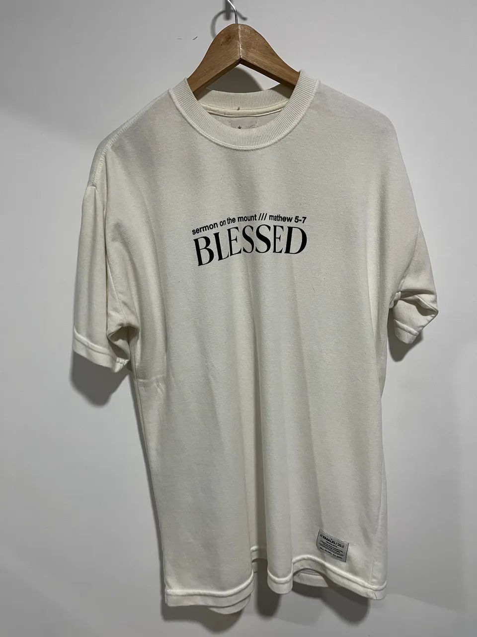 camisa branca emaus - Foto 3