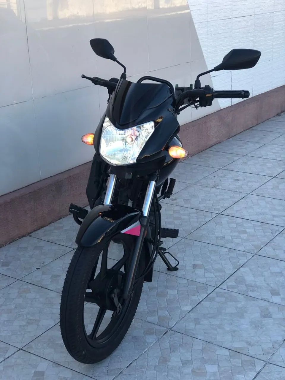 Moto bastante conservada 2025 - Foto 3