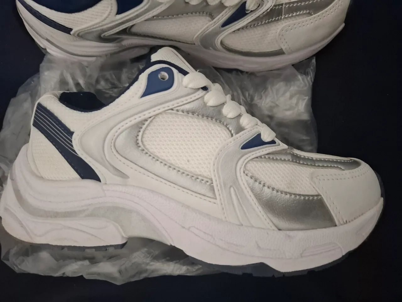 TÊNIS RETRO RUNNER LOGUS GRIP - Foto 3