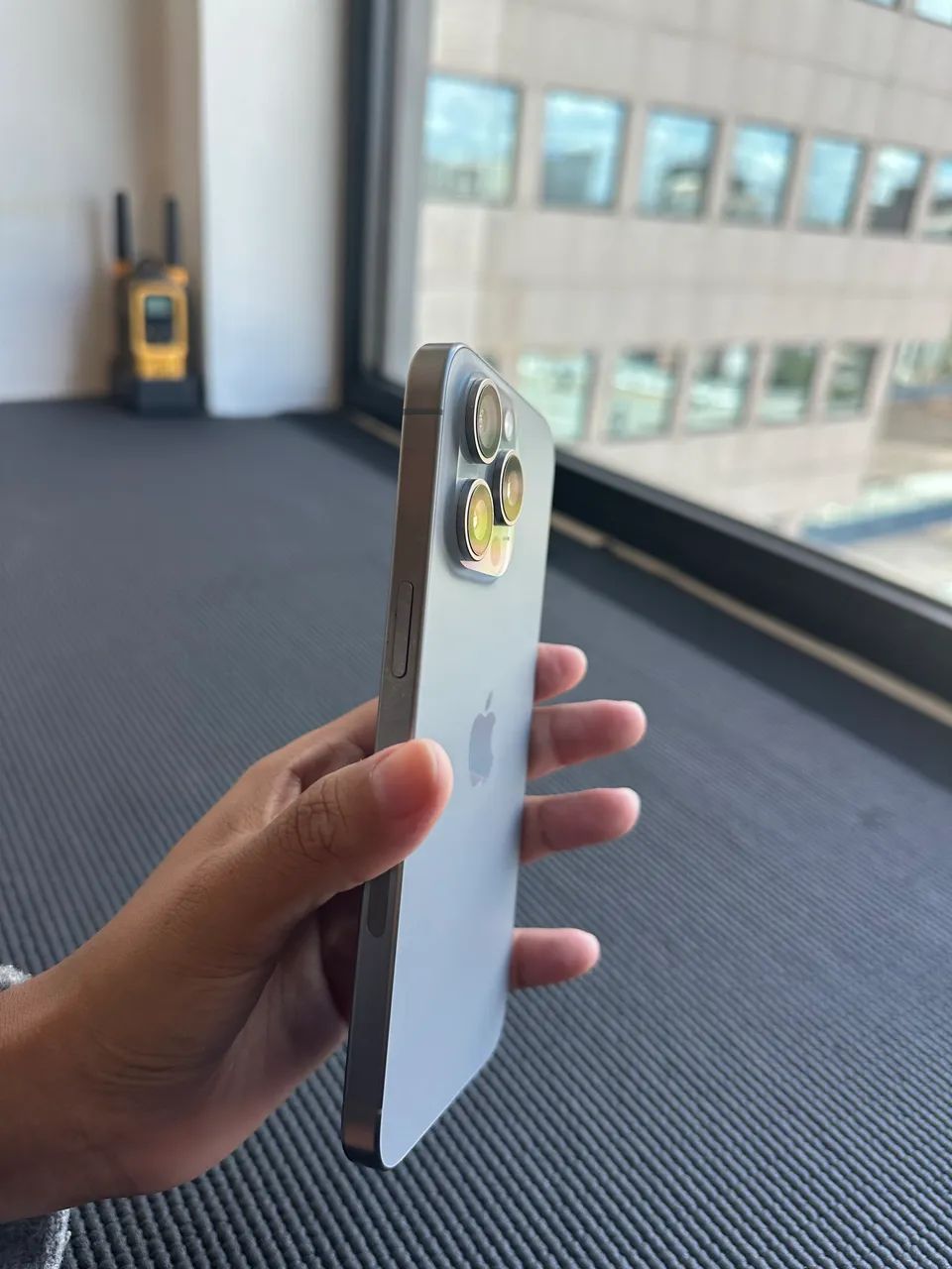 iPhone 15 Pro Max 256GB Natural Titânio - Celulares e Smartphones