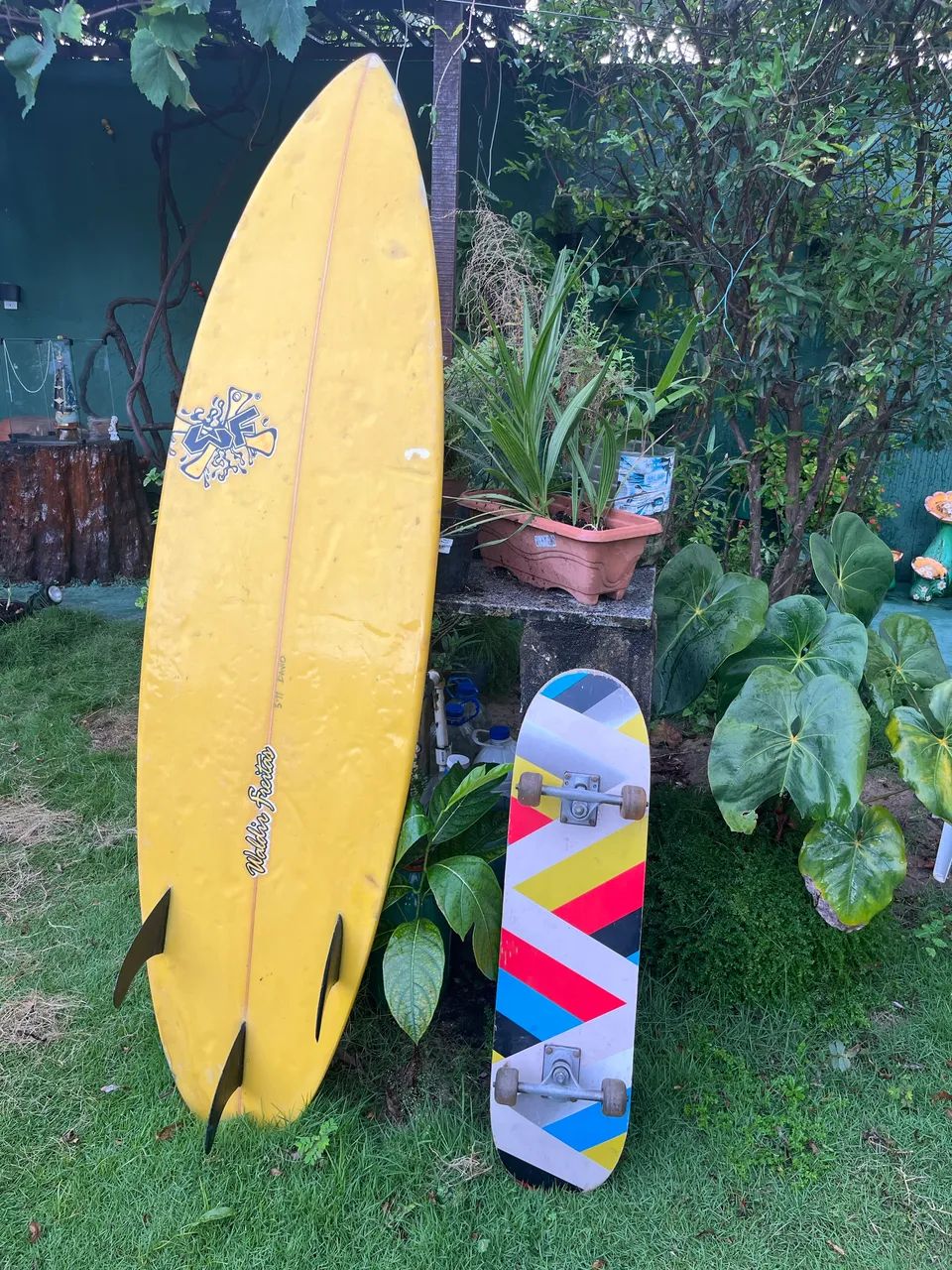 Vendo ou troco por Tv, prancha e skate usado, valor R$800,00