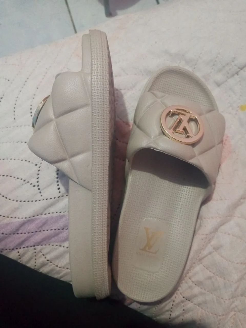 Sandália slide Louis Vuitton  - Foto 2