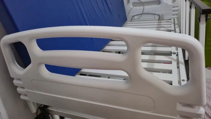 Cama Hospitalar Elétrica com Controle + Colchão  - Foto 2