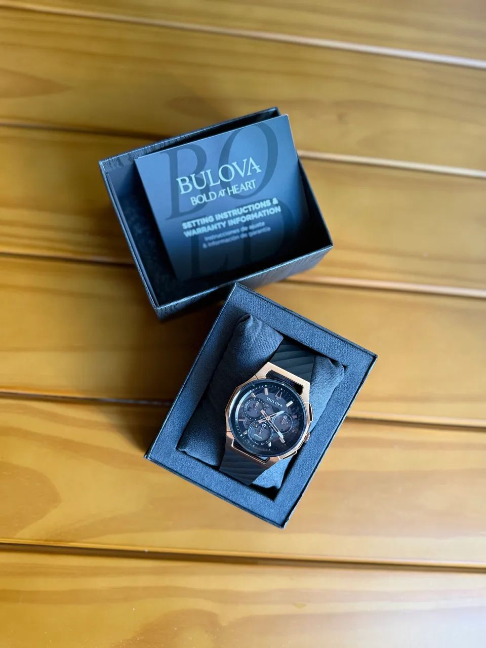 Relógio Bulova curv  - Foto 2