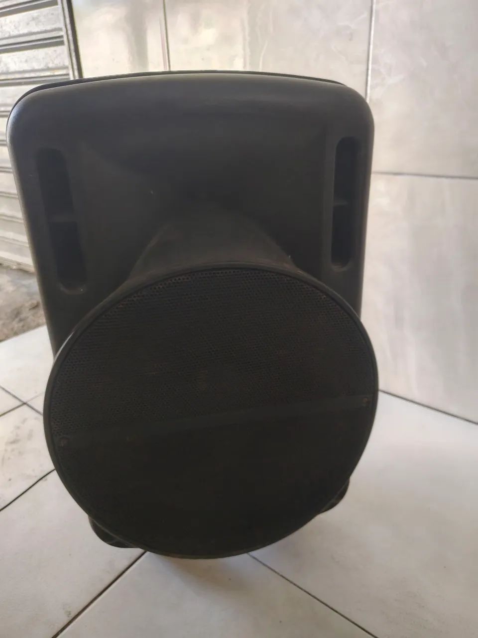 Caixa de som grande é adaptada só pega bluetooth muito bom  - Foto 4