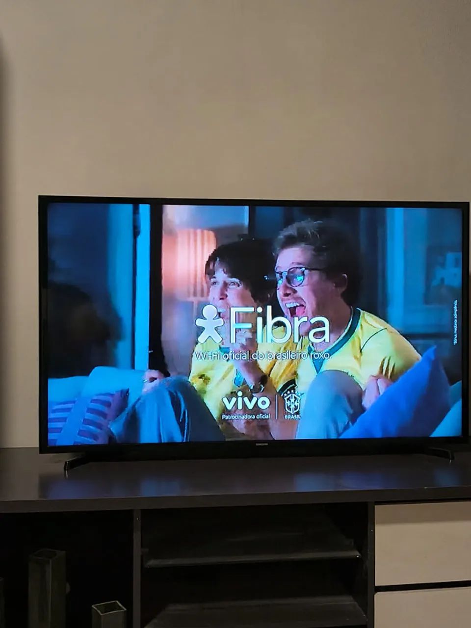 Vendo SMART TV de 43 Polegadas LCD Samsung - Foto 2