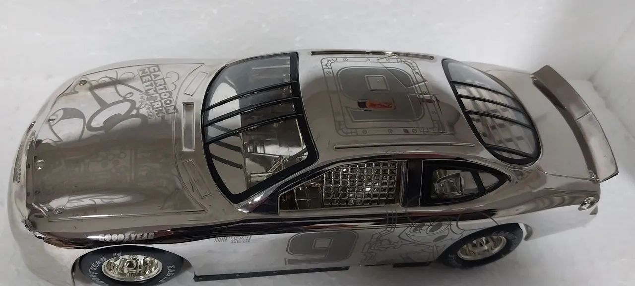 Miniatura 1:24 nascar cromo ediçao limitada - Foto 2